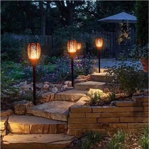Luminária Solar de Chama para Jardim Led com Painel Solar